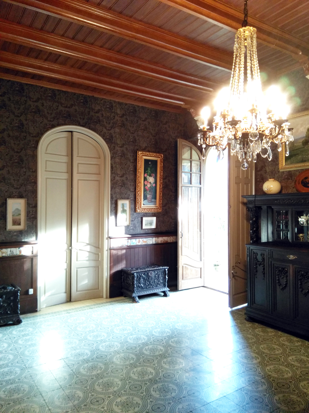 Vista parcial de l'interior casa Pons i Tusquets, 2018 (Foto: Arnau Vergés)